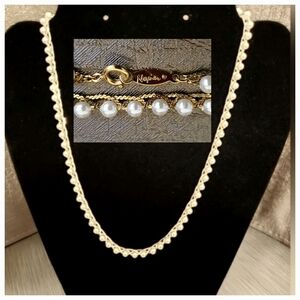 🗝Vtg Napier Braided Gold Tone and Pearl Necklace
